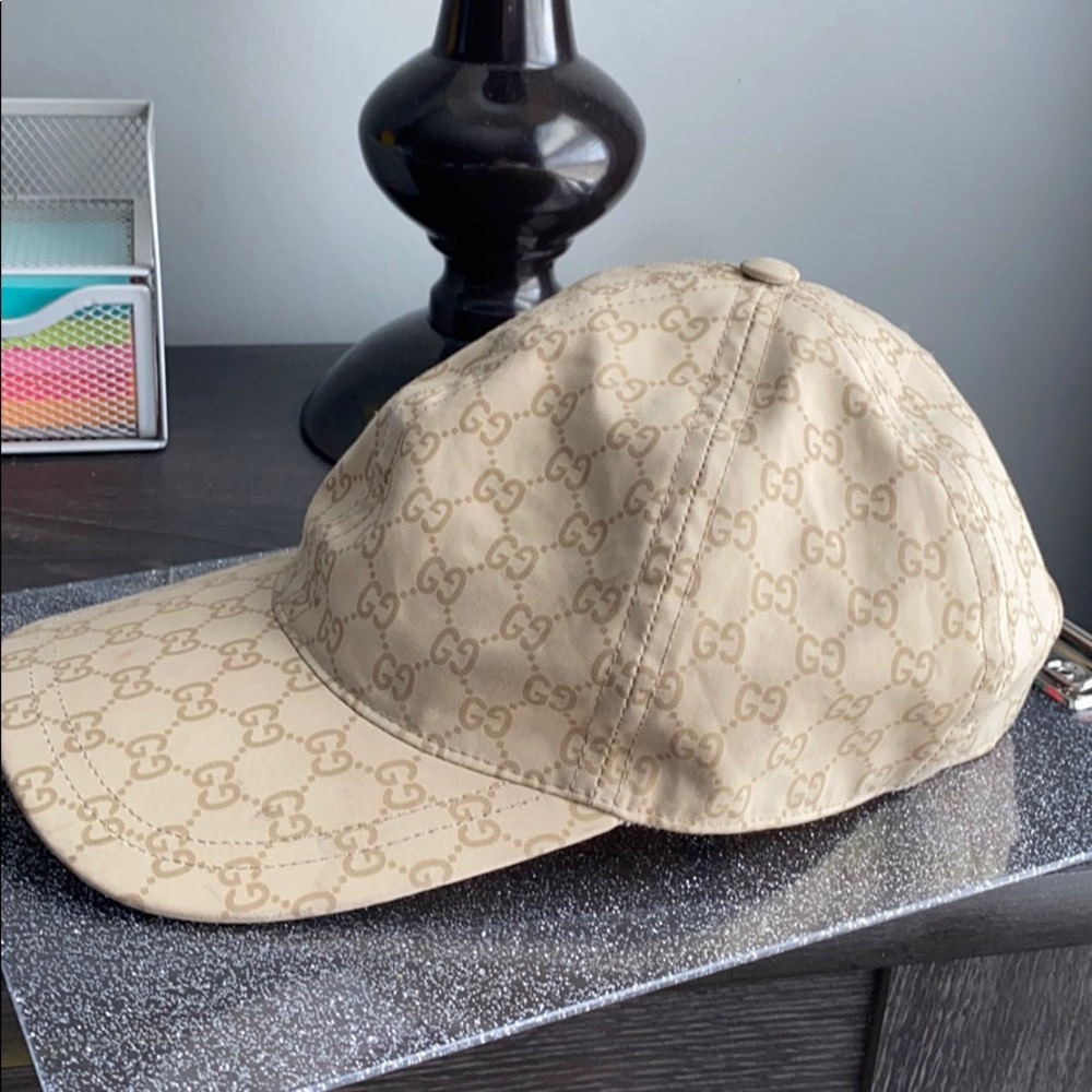 Tan Gucci hat